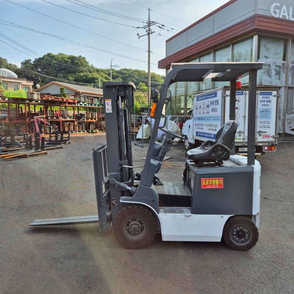 유니캐리어 전동 지게차 1.5톤 3단 4.3M S/S
