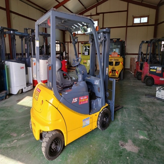 고마츠 1.5톤 좌식 전동 지게차 FB15-12, 2단 마스트 3M인상 사이드쉬프트 장착 2011년 5월 장비, 2018년 배터리